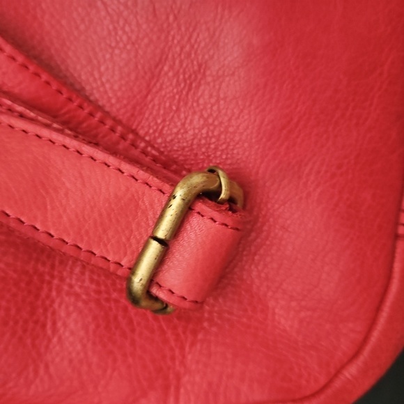 Axel David Vintage 100% Leather Coral Crossbody Bag Adjustable  Brass Hardware - Picture 6 of 9
